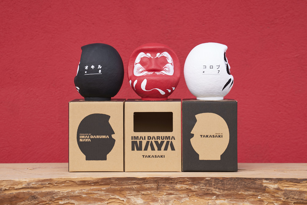 daruma imai スターバックスリザーブ　今井ダルマ　高崎ダルマ　2023年　縁起物　ライトブルー NAYA videos and photos Instagram • (@imai_daruma78) 置物